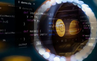 武夷山 api php源码,下载的php源码怎么运行呢？